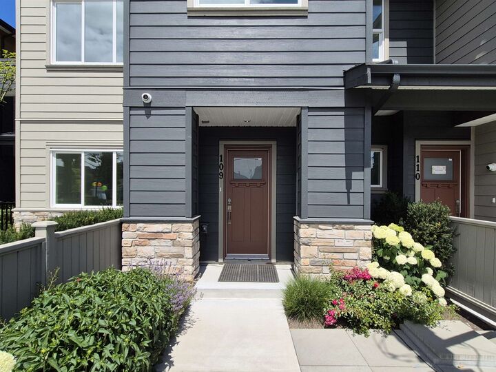 Property Photo: 8233 Williams Road 109 BC V7A 1G4