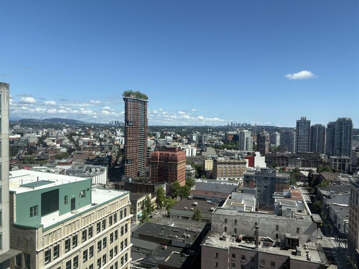 Property Photo: 438 Seymour Street 2308 BC V6B 6H4