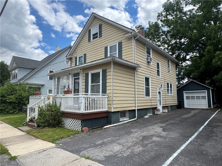 Property Photo:  29 Argyle Street  NY 14456 