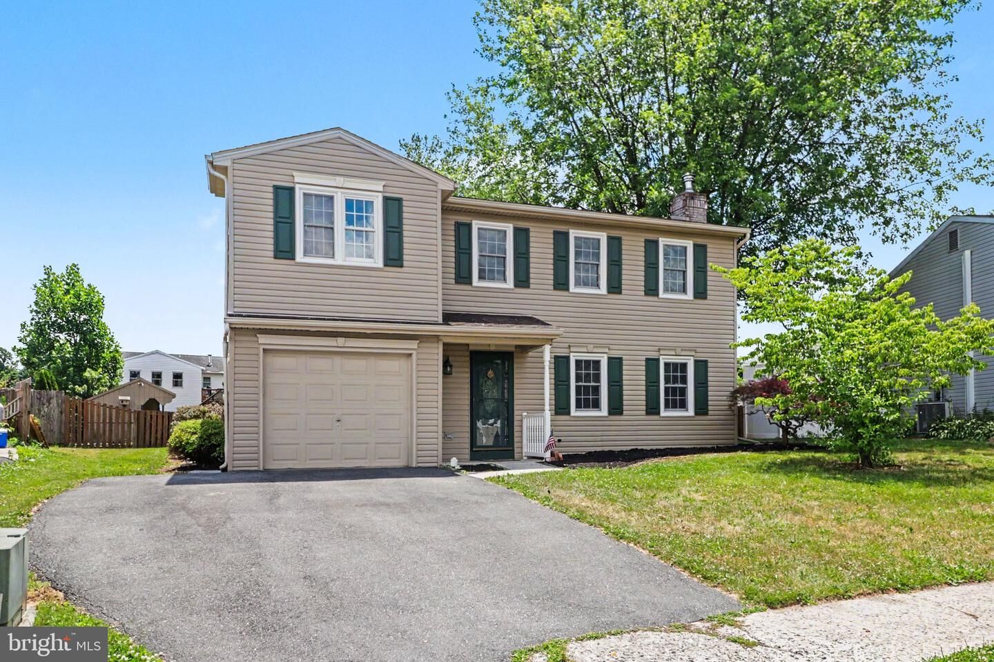 Property Photo:  6 Kingswood Drive  PA 17055 
