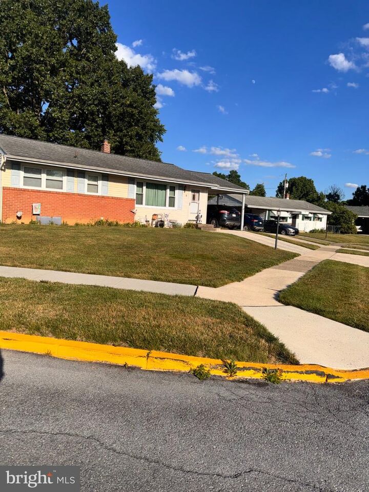 Property Photo:  5 Shirley Drive  PA 17057 