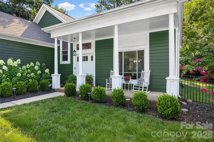 Property Photo:  12210 Landing Green Drive  NC 28277 