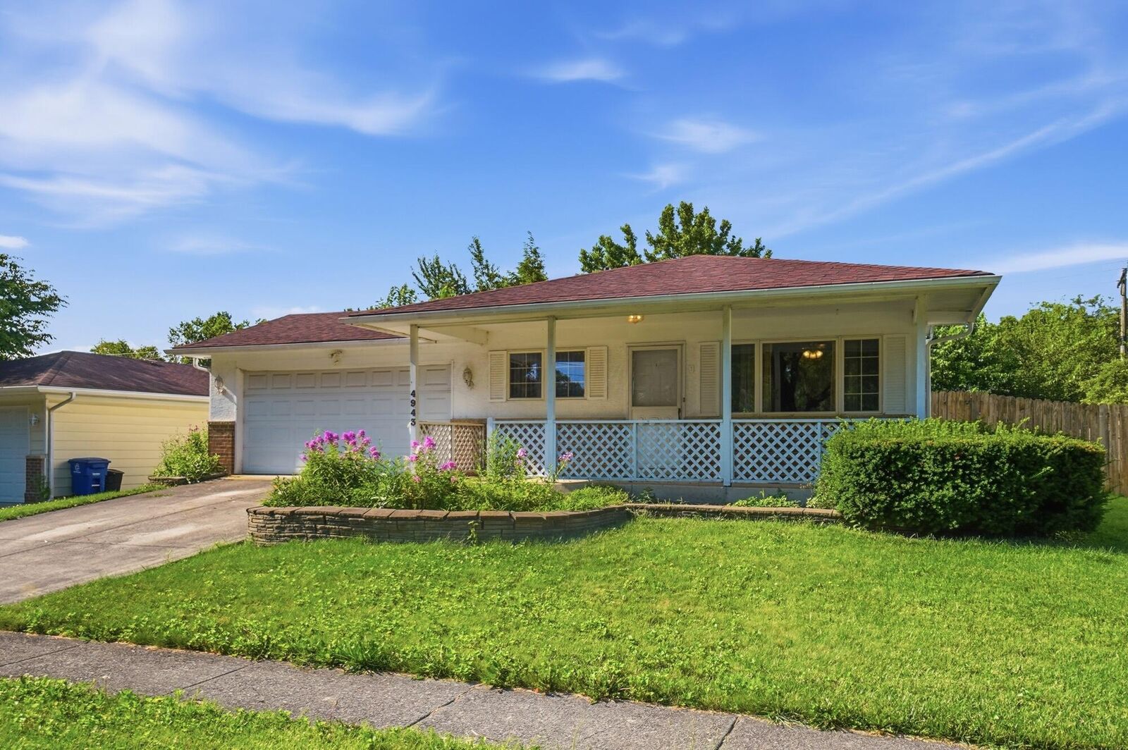 Property Photo:  4943 Warminster Drive  OH 43232 