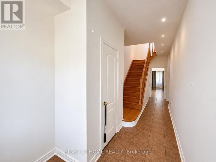 Property Photo:  20 Spring Arbour Road  ON L4J 0B7 
