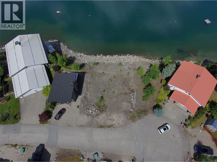 Property Photo:  813 Silver Cove Drive  BC V0G 1S0 