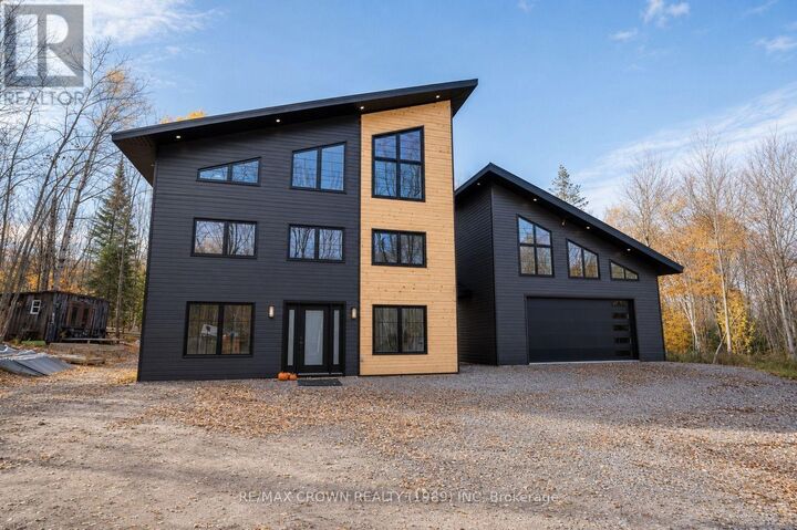 24 Sun Valley Way — photo 1