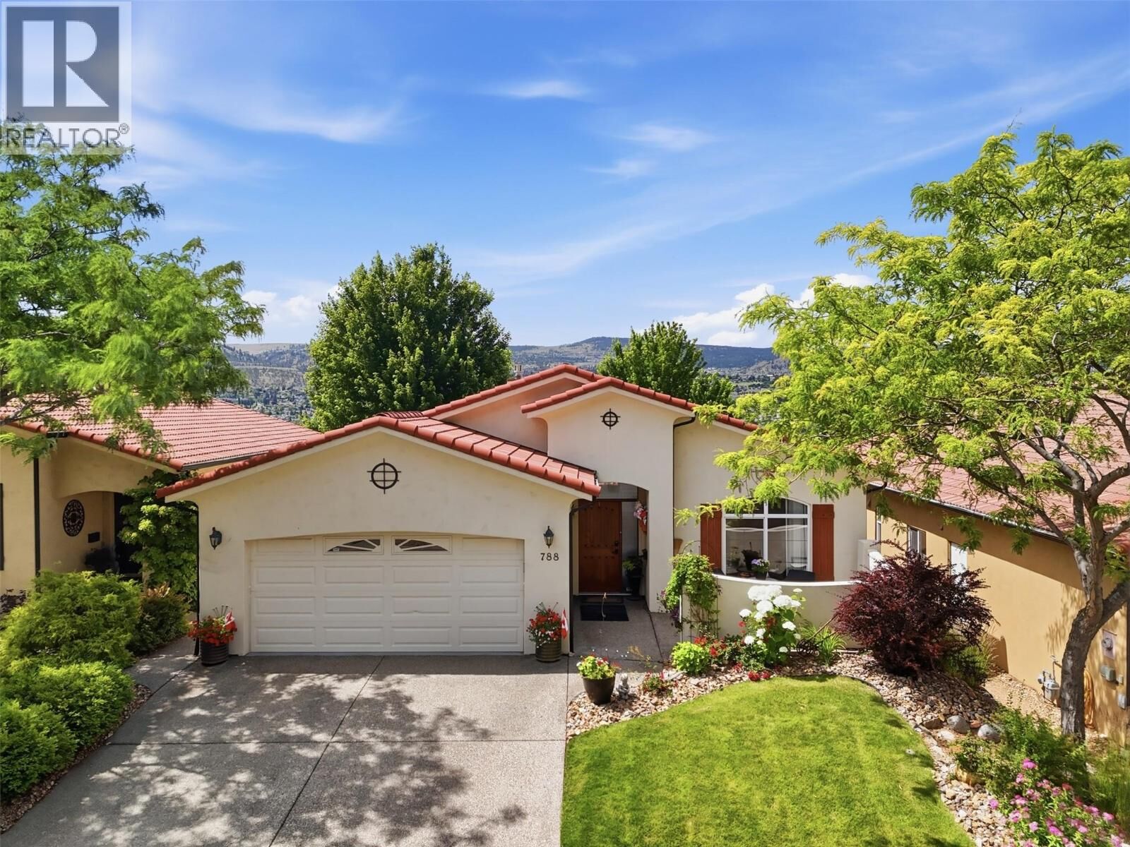 Property Photo: 788 Rosewood Crescent BC V2H 1S4