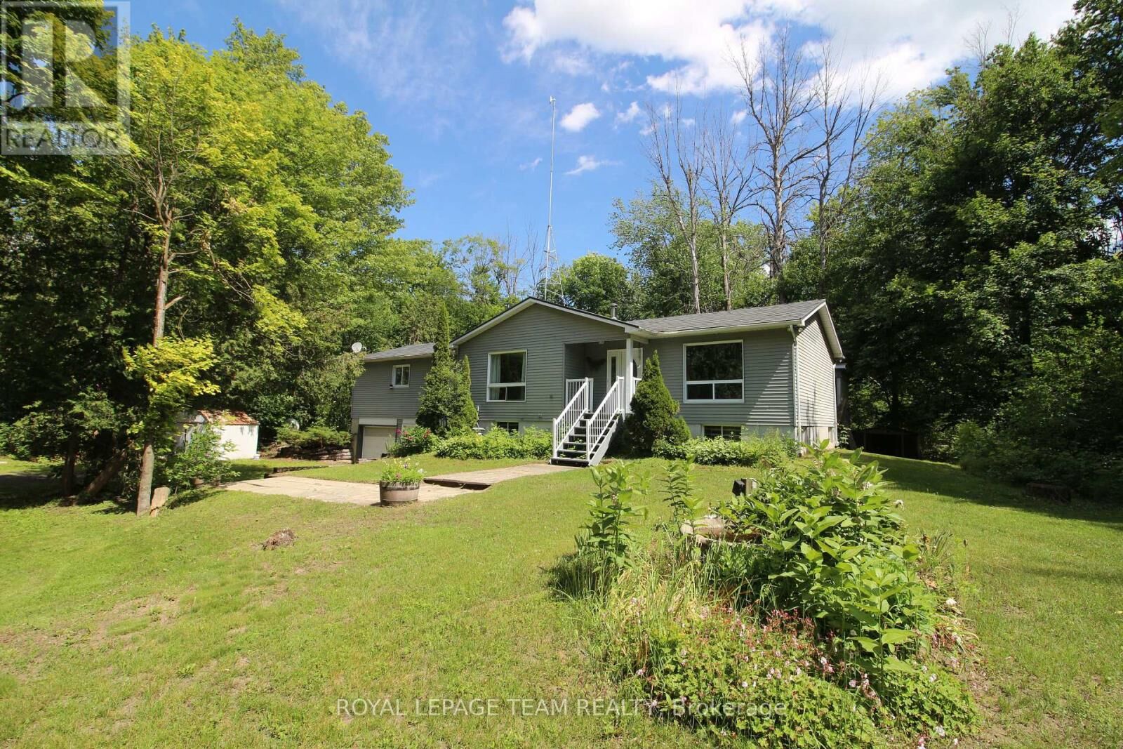 Property Photo:  214 Arcand Road  ON K0G 1J0 