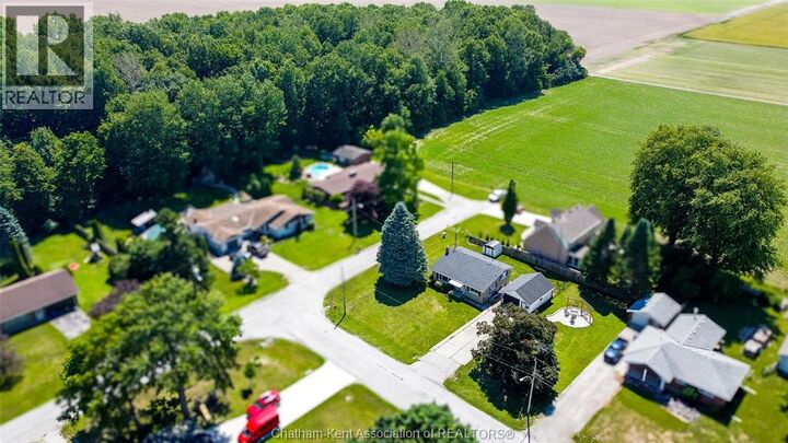 Property Photo:  67 Walnut Drive  ON N8A 3L4 