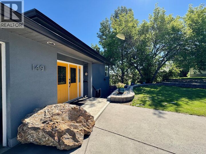 Property Photo: 1491 Pine Crescent BC V2C 2Z4
