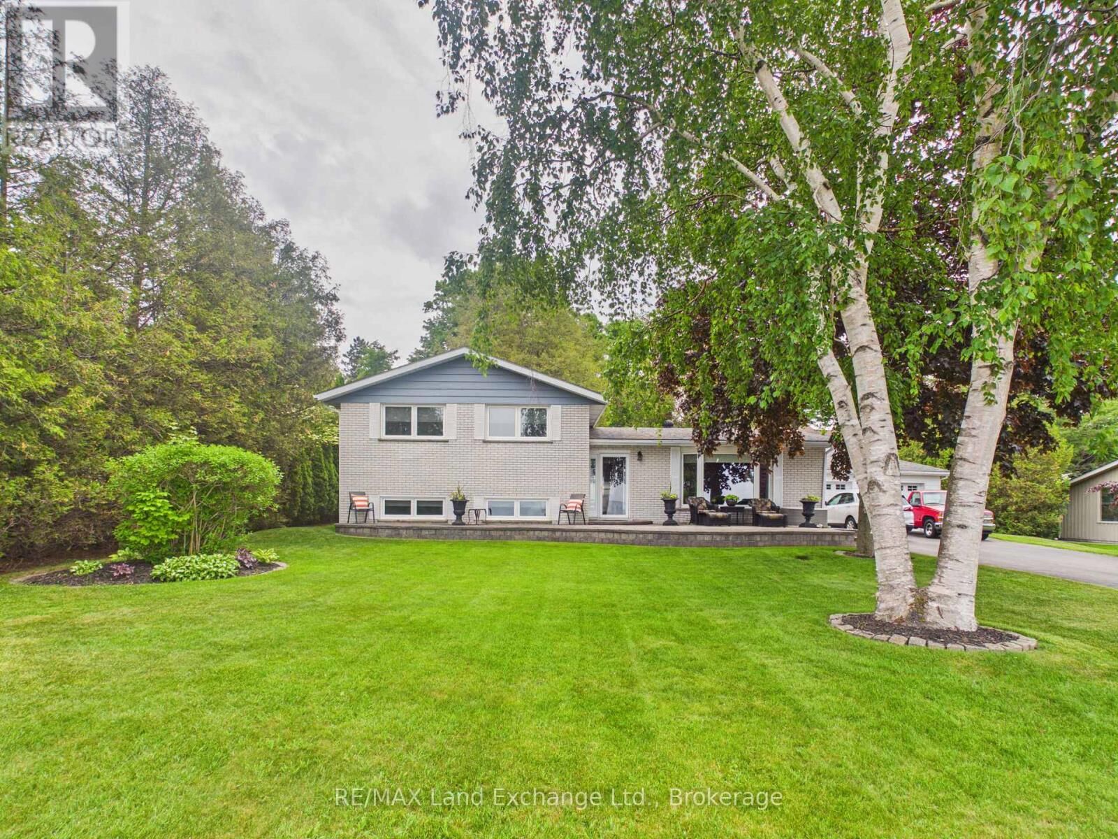 Property Photo: 167 Goderich Street ON N2Z 2K6
