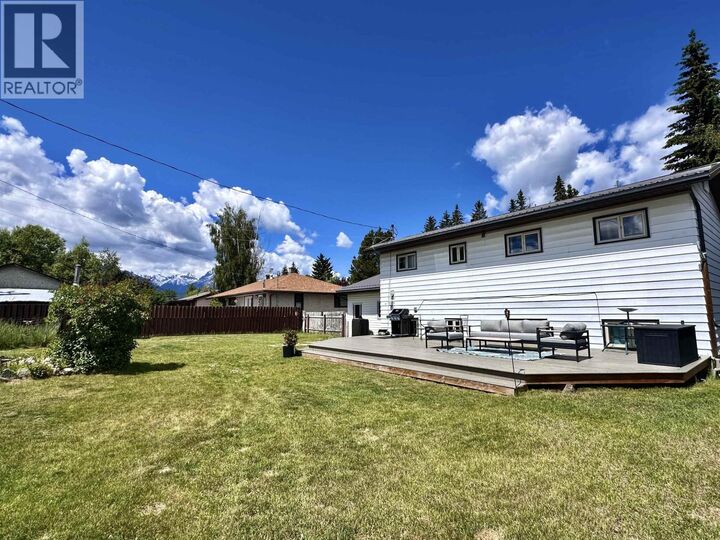 Property Photo: 1339 7th Avenue BC V0E 2Z0
