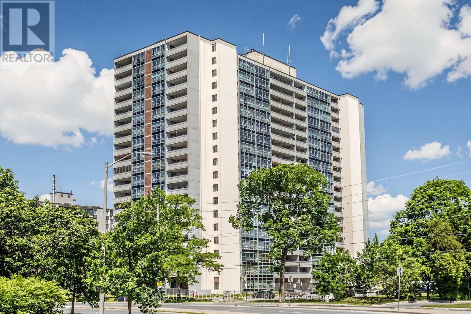 Property Photo:  3380 Eglinton Avenue East 709  ON M1J 3L6 