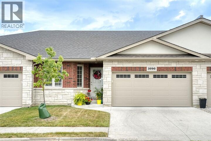 Property Photo:  1090 Peabody Avenue  ON N8P 0C2 