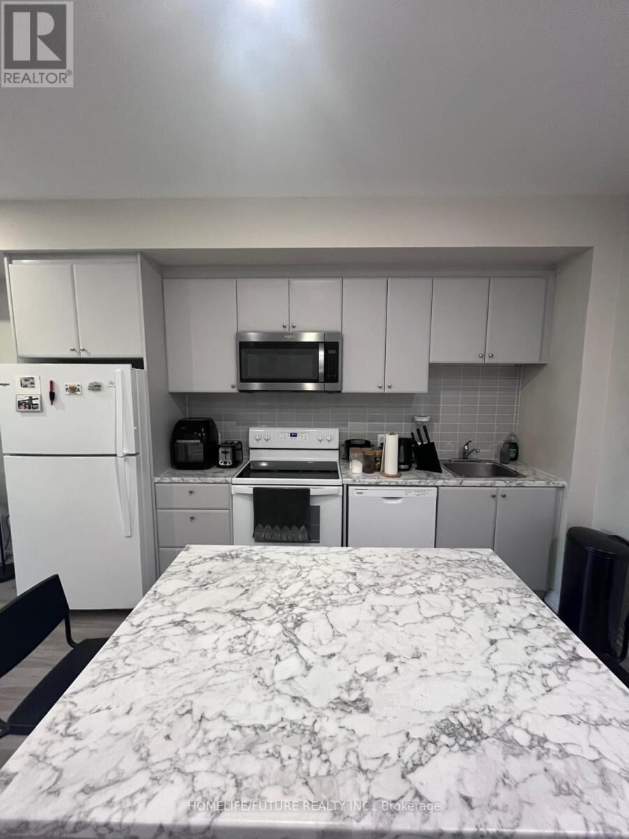 Property Photo:  50 Herrick Avenue 126  ON L2P 0G3 