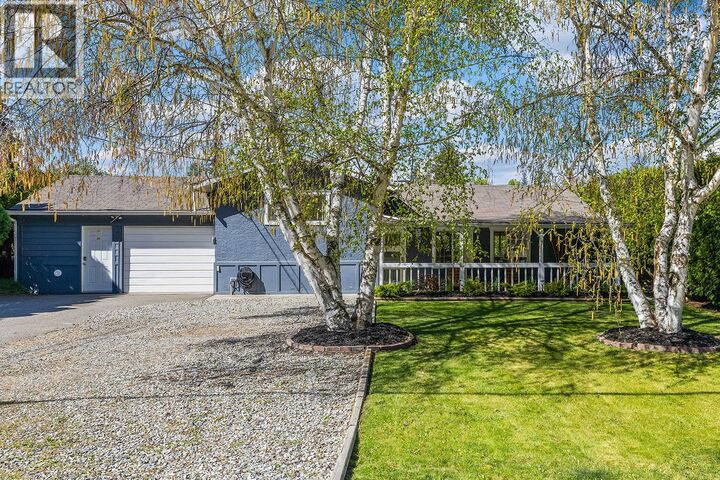 Property Photo: 1650 Hollywood Road South BC V1X 4P3