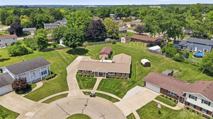 Property Photo:  1331 Walnut Bend Court  OH 45324 