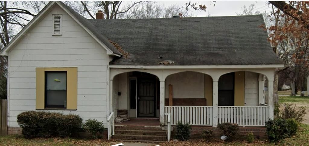 Property Photo:  315 Hale Avenue  AR 72370 