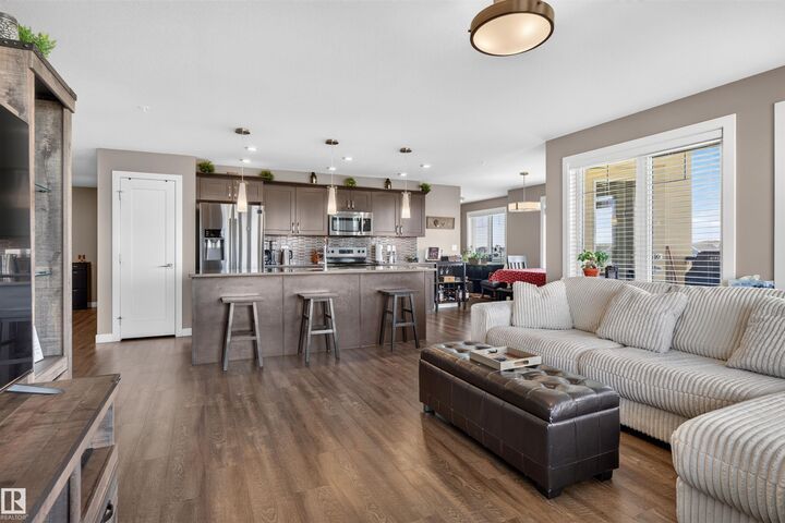 Property Photo:  1029 173 Street SW 307  AB T6W 3E4 