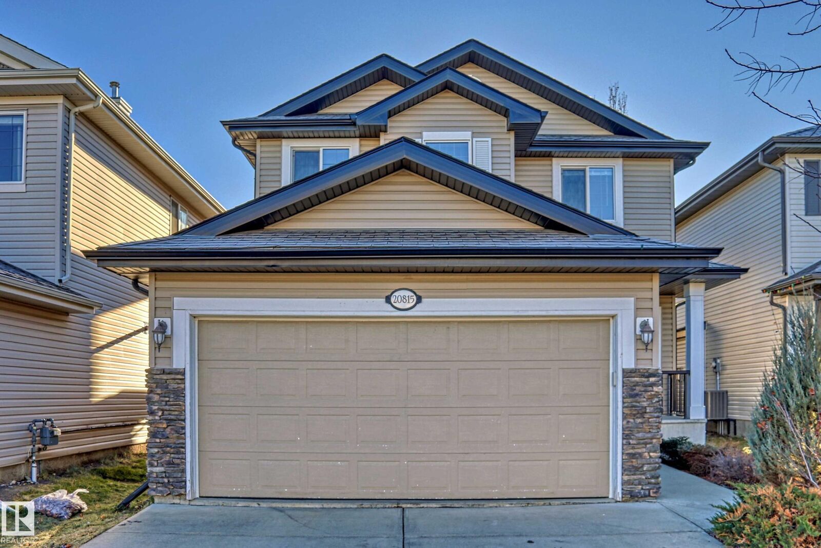 Property Photo:  20815 55 Avenue NW  AB T6M 0B9 