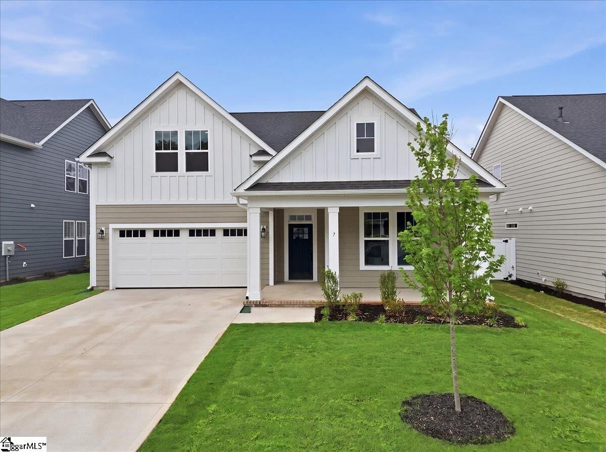 Property Photo:  7 Pelham Crossing Drive  SC 29615 