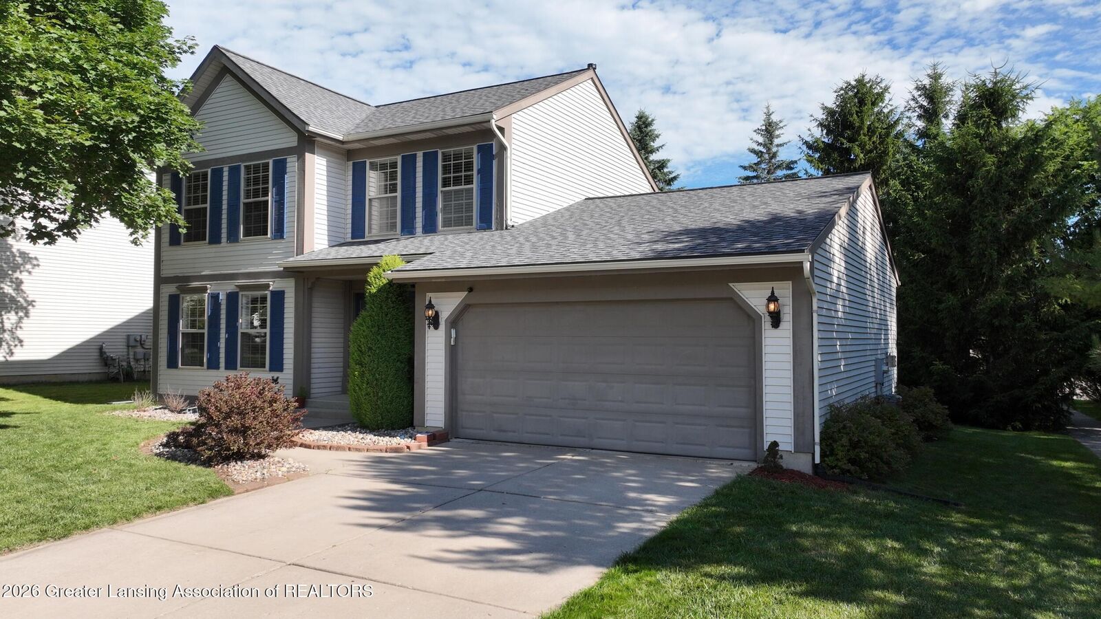 Property Photo:  1418 Ivywood Drive  MI 48864 