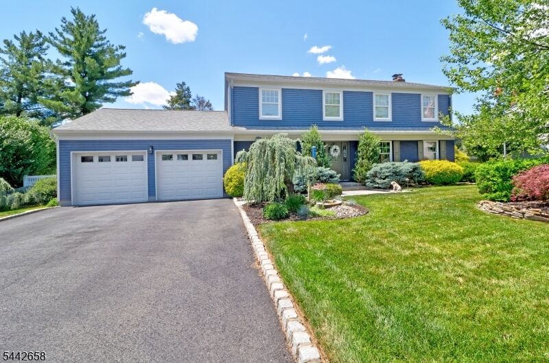 Property Photo: 13 Oaklawn Dr NJ 07936