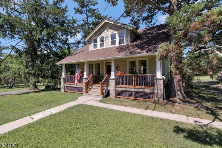 Property Photo:  785 Chimney Rock Rd  NJ 08836 