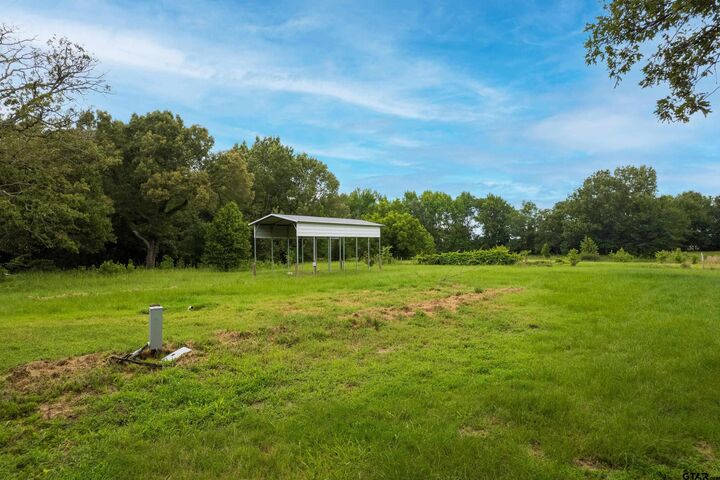 Property Photo:  2057 NW County Road 1015  TX 75457 