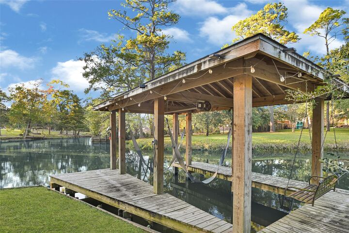 Property Photo:  2106 White Feather Trail  TX 77532 