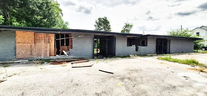 Property Photo:  4524 Balkin Street  TX 77021 