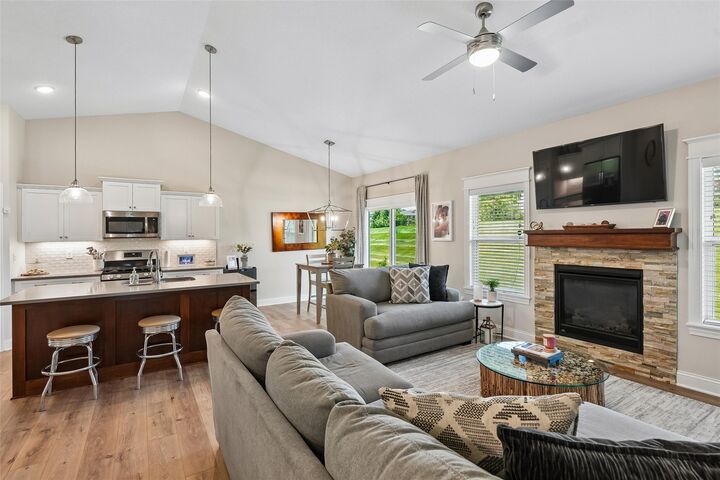 Property Photo: 9135 Jamison Drive IA 50266