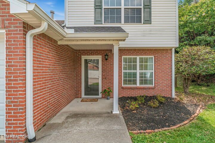 Property Photo:  6813 Spring Glen Way  TN 37919 