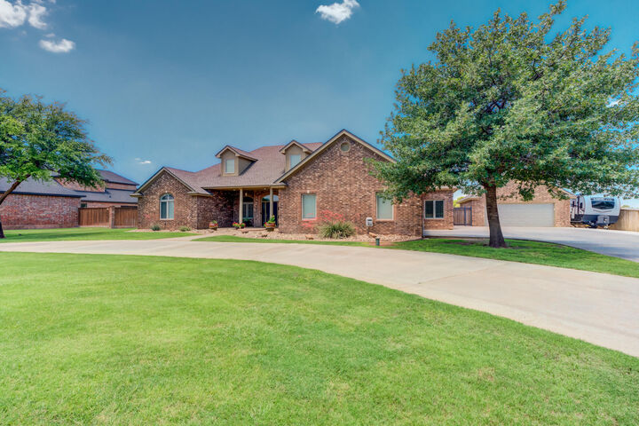 Property Photo:  8304 County Road 6945  TX 79407 