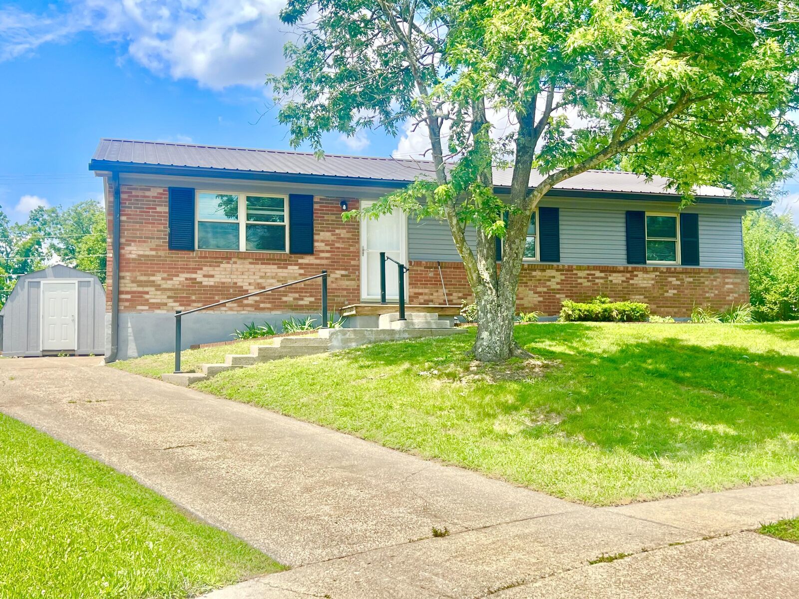 Property Photo:  3501 Gunbow Court  KY 40517 