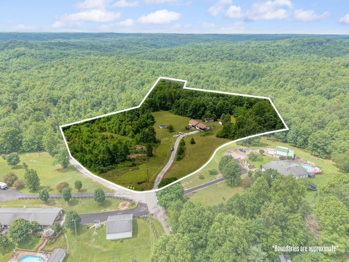 Property Photo:  3492 Hawk Creek Road  KY 40741 