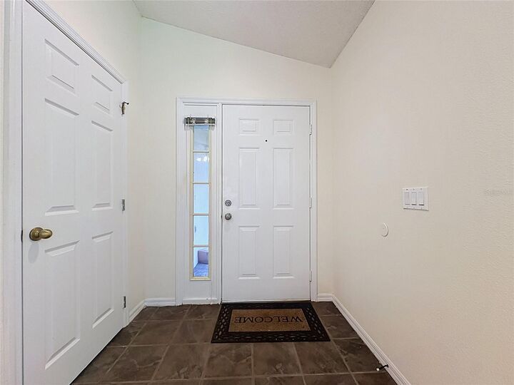 Property Photo: 2393 Paulette Drive FL 33844