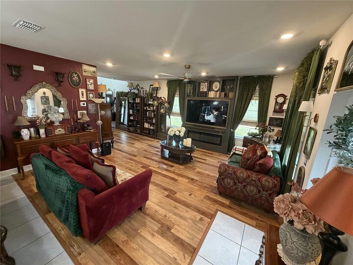 Property Photo:  3795 Sagefield Drive  FL 34773 