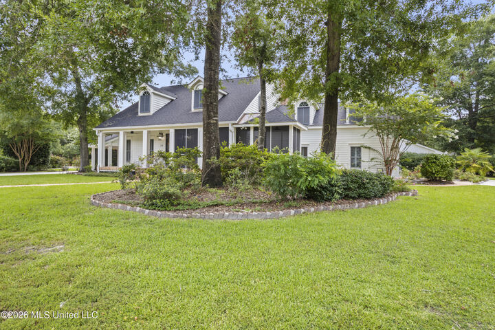 Property Photo:  18 Cedarwood Lane  MS 39503 
