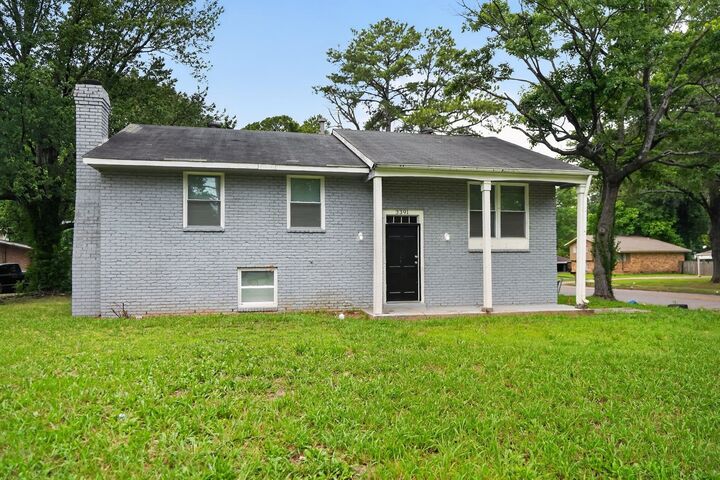 Property Photo:  3391 S Perkins Rd  TN 38118 