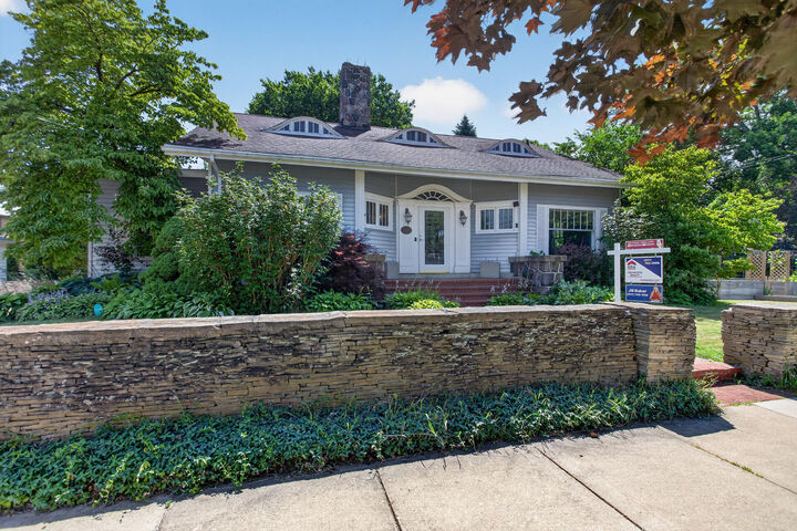 Property Photo:  311 S Thompson Street  MI 49203 