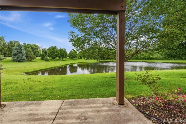 Property Photo:  2471 Stoughton Circle 2471  IL 60502 