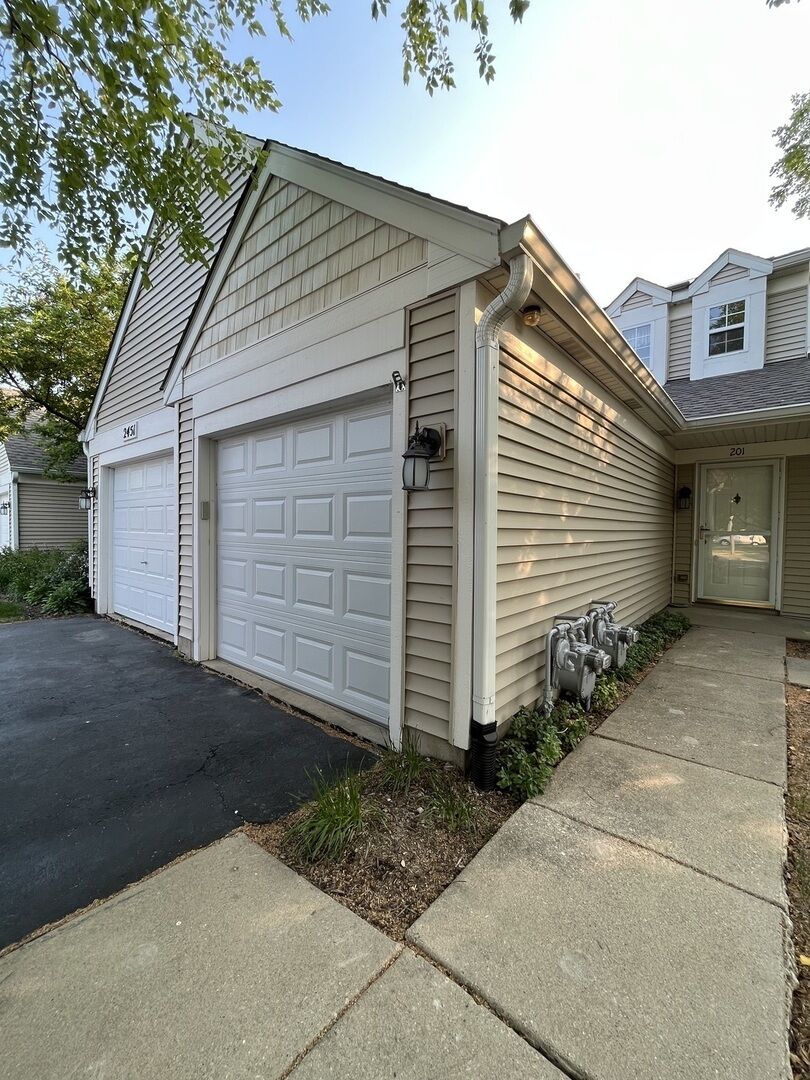 Property Photo: 2451 Sheehan Drive 201 IL 60564