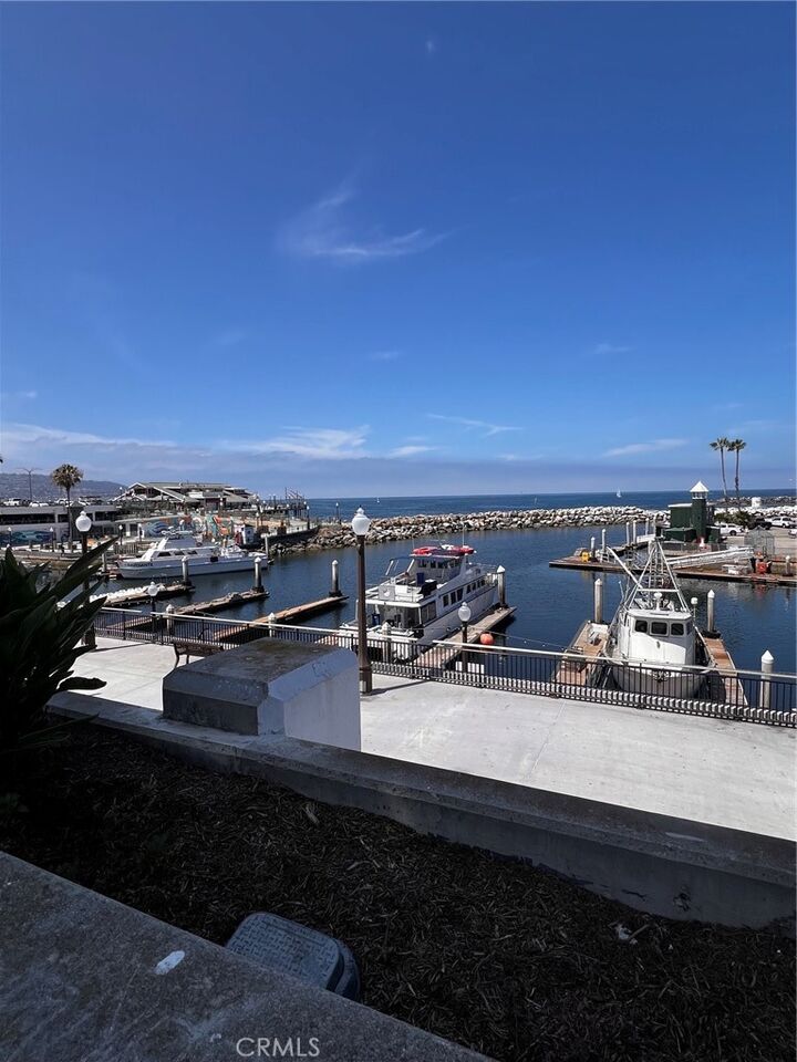 Property Photo: 301 Diamond B CA 90277