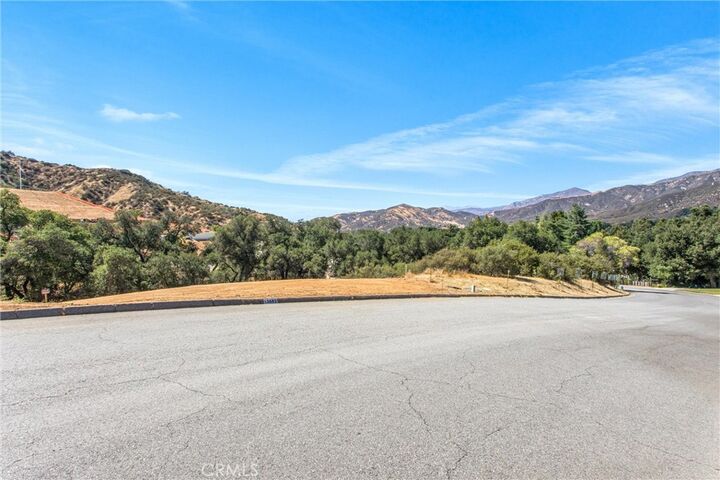 Property Photo:  13582 Oak Mountain Drive  CA 92399 