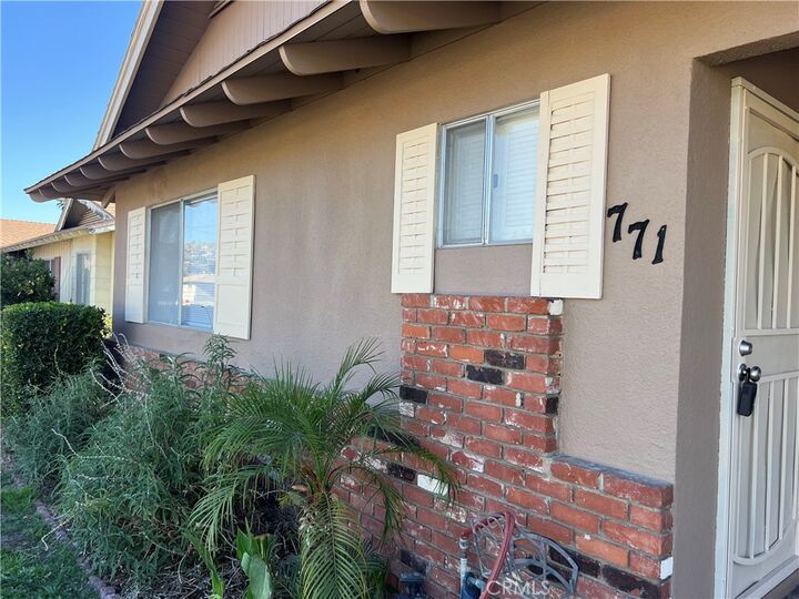 Property Photo: 771 S Thompson CA 92543
