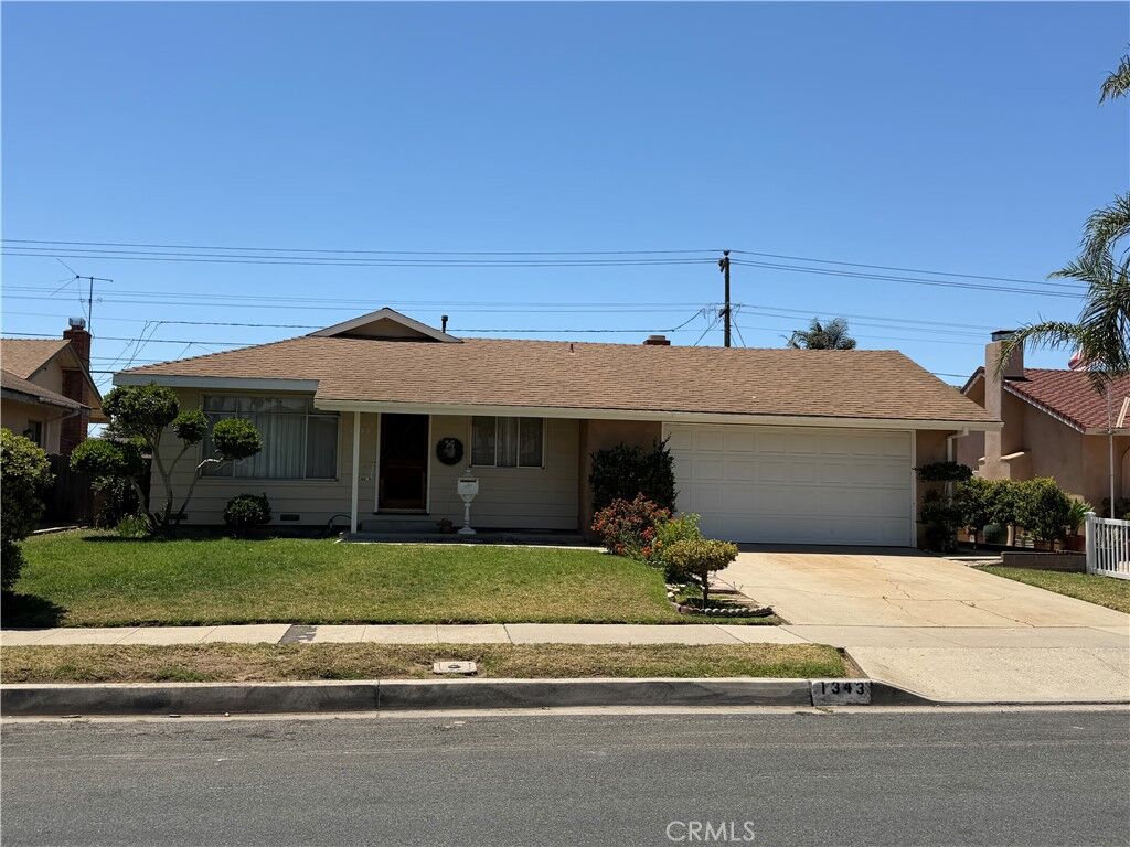 Property Photo:  1343 S Thornburg  CA 93458 