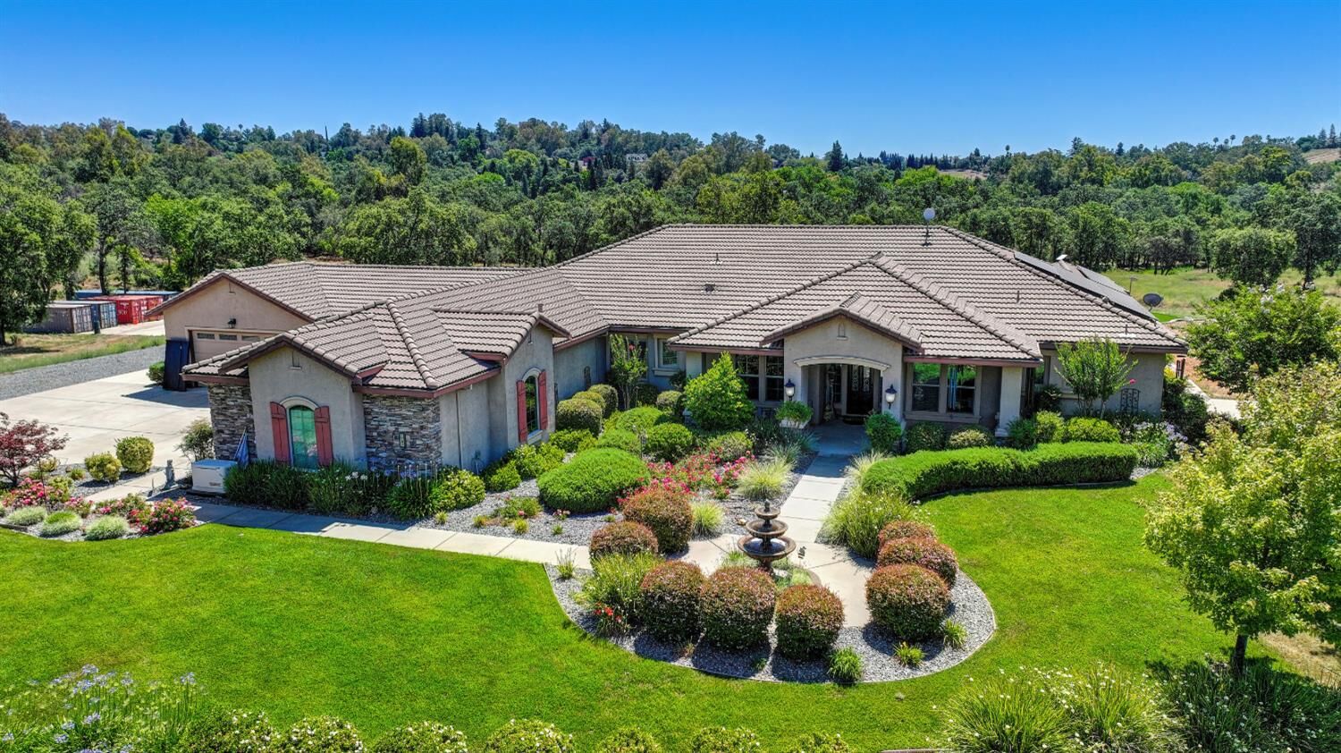 Property Photo:  1787 English Colony Way  CA 95663 