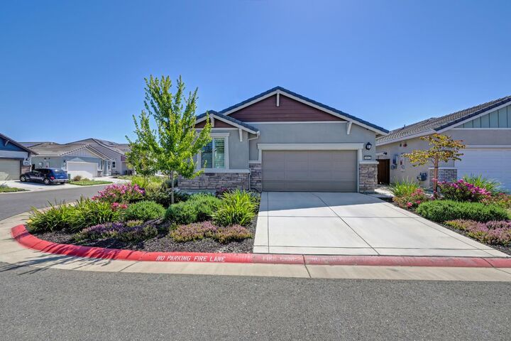 Property Photo:  8952 Cerro Vista Drive  CA 95762 