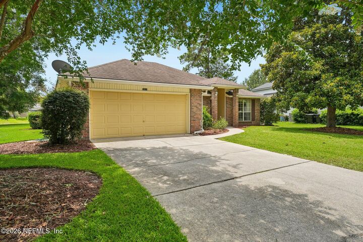 Property Photo:  3923 Lake Crest Terrace  FL 32068 